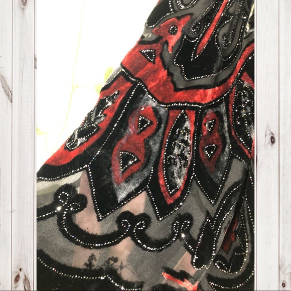 Vintage Accessories - Vintage Style Elegant Flappy Style Scarf!